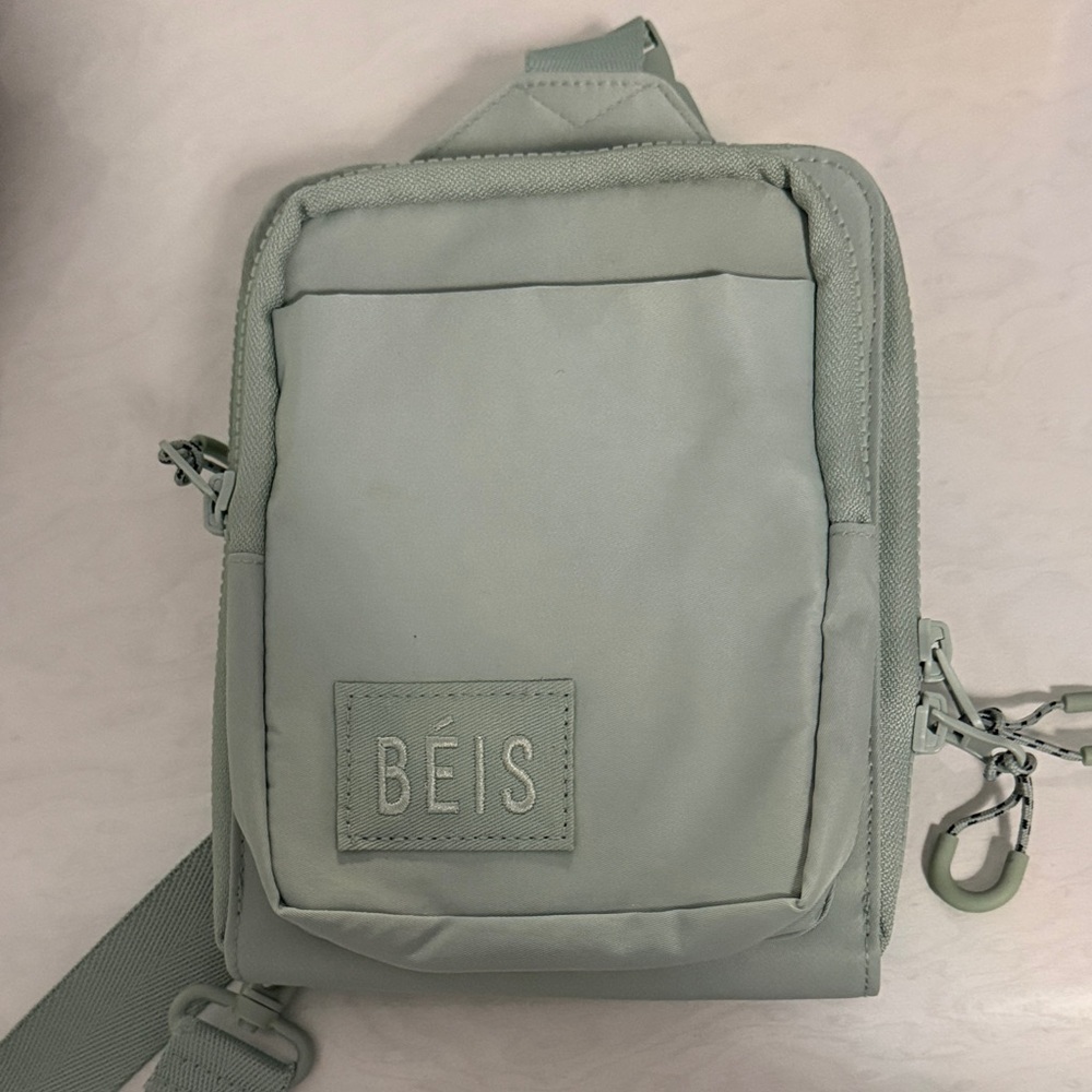 Beis sling bag